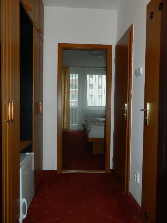 Hotel Nivy Bratislava Extérieur photo